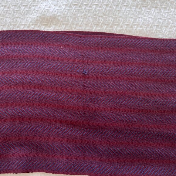 Lambswool Scarf - Ireland - Wine & Blue - Lisbeth Mulcahy - Picture 7 of 10